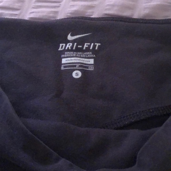 Nike Dri-Fit Leggings Size Small - Picture 2 of 2